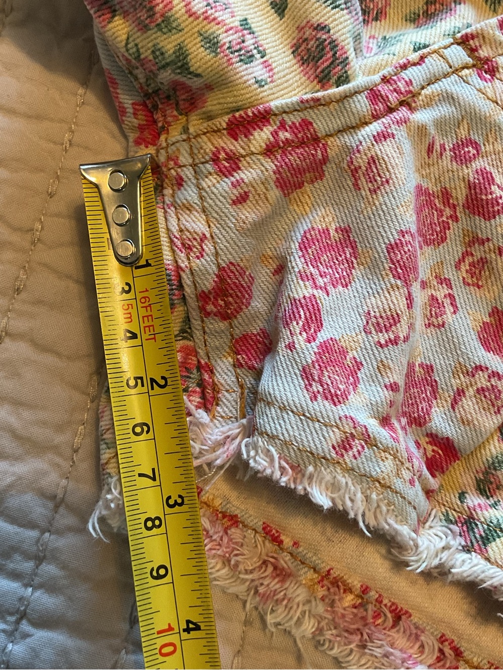 Anthropologie Farm Rio Floral Patchwork Jean Shorts - Picture 14 of 15